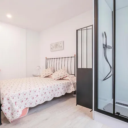 Apartman Awesome In With Kitchen